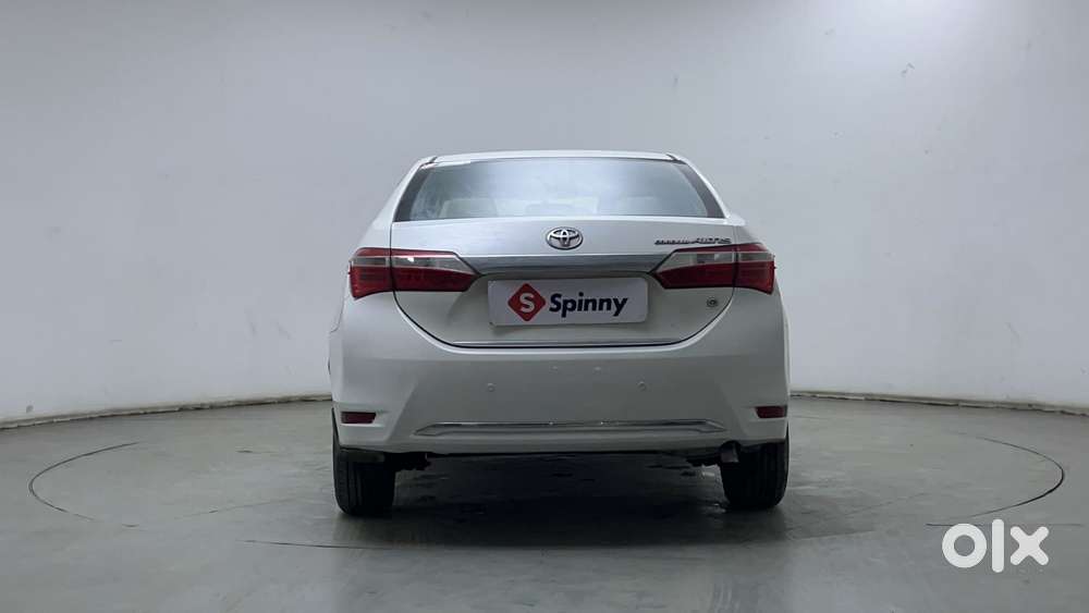 Toyota Corolla Altis G At, 2015, Petrol