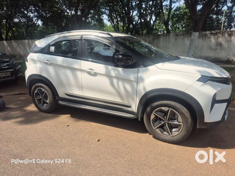Tata Nexon Pure Plus (s) Petrol Amt, 2024, Petrol