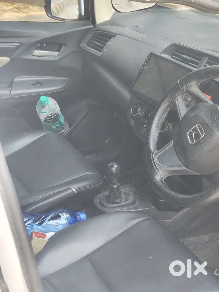 4-cylinder 99bhp 100ps 200nm Torque,,28 Mileage