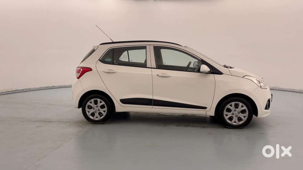 Hyundai Grand I10 1.2 Kappa Sportz, 2015, Petrol