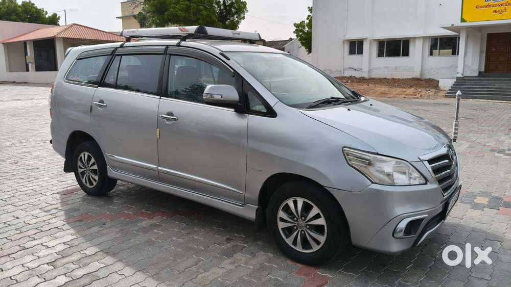 Toyota Innova 2.5 Zx 7 Str Bs-iv, 2015, Diesel