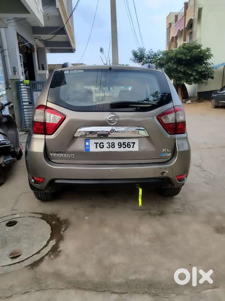Nissan Terrano 2014 Diesel 98000 Km Driven