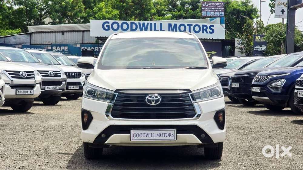 Toyota Innova Crysta 2.4 V 8 Str, 2022, Diesel