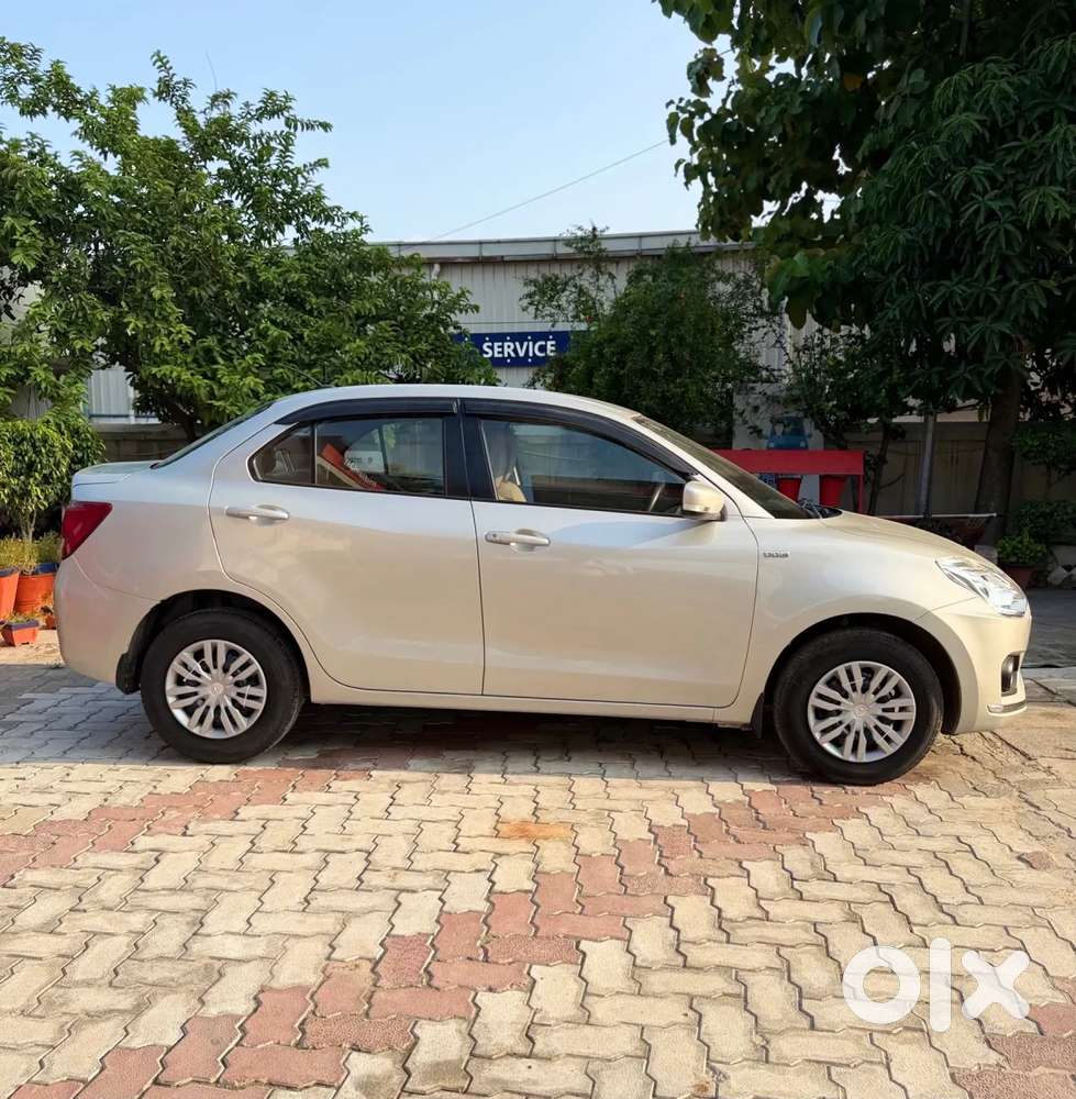 Maruti Suzuki Swift Dzire Vdi Abs, 2017, Diesel