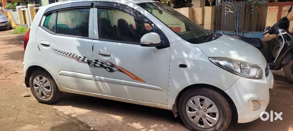 Hyundai I10 Sportz Petrol Manual 2012