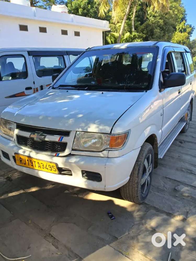 Chevrolet Tavera Ls B3 3rd Owner 2011