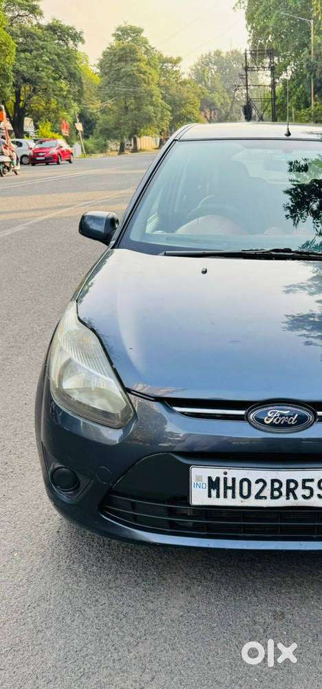 Ford Figo 1.2 Zxi Petrol