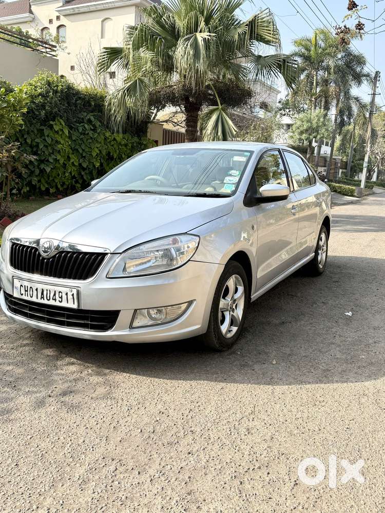 Skoda Rapid 1.6 Mpi Ambition, 2013, Petrol
