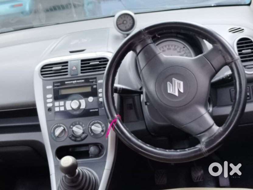 Maruti Suzuki Ritz Vxi, 2013, Petrol