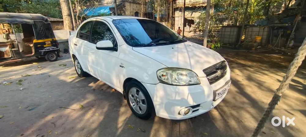 Chevrolet Aveo 2011 Petrol
