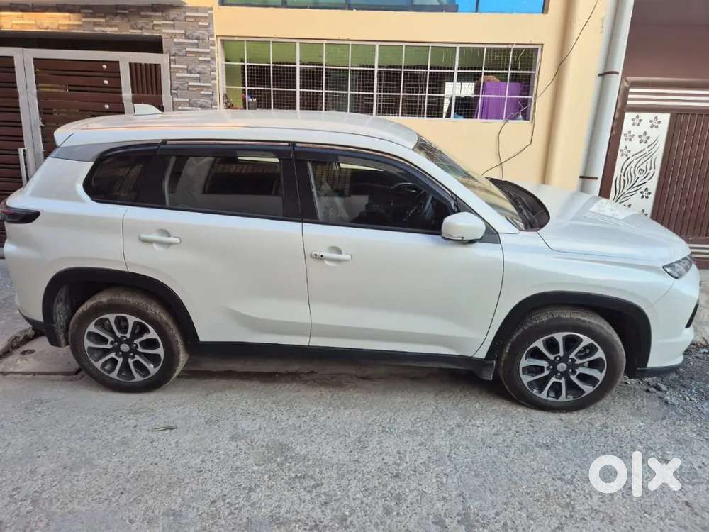 Maruti Suzuki Grand Vitara 2024 Petrol 6000 Km Driven