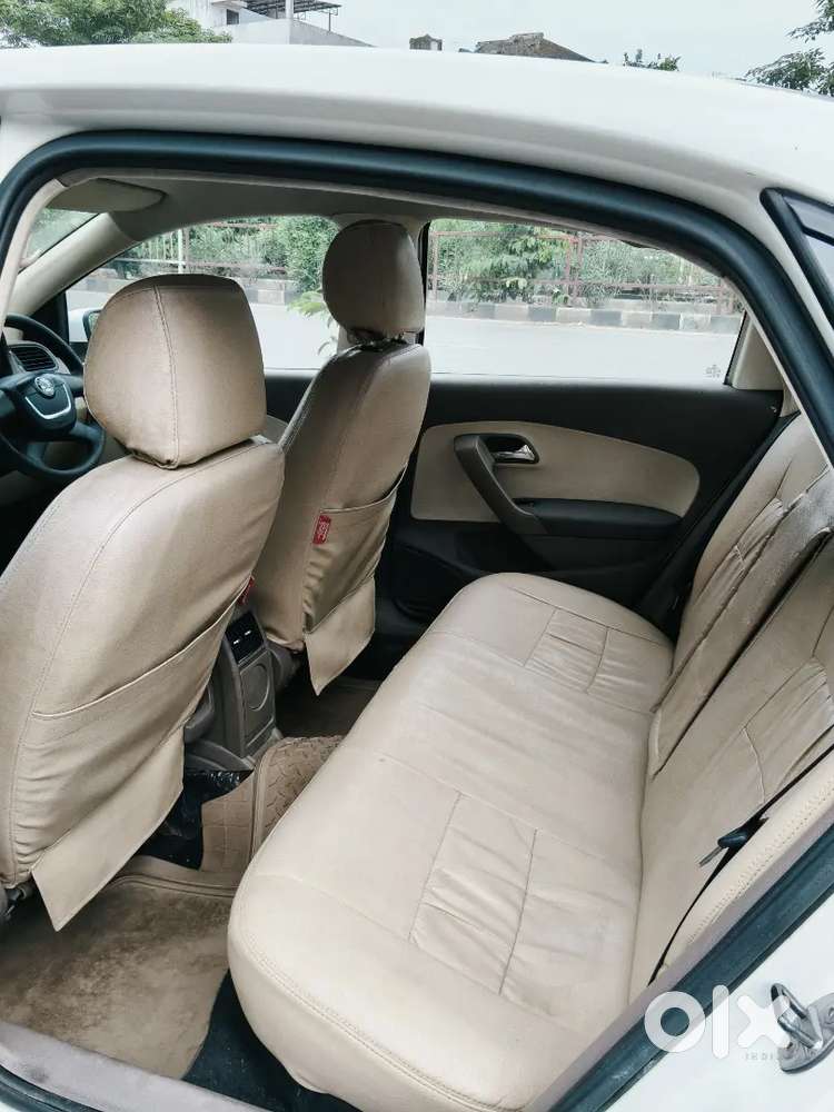 Skoda Rapid Elegance 2012