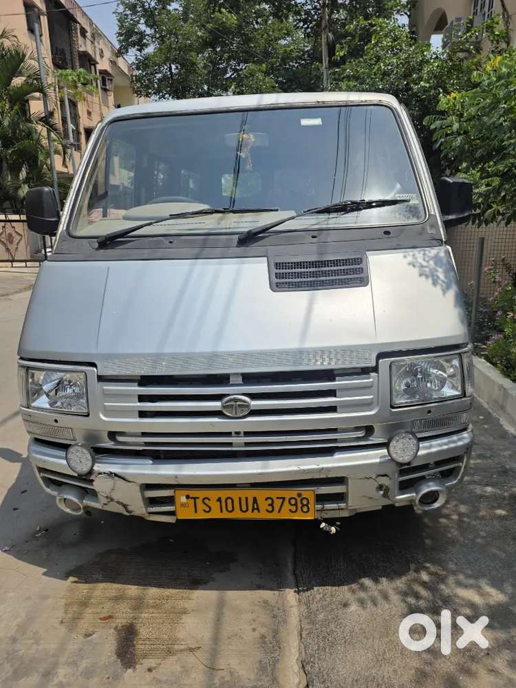 Tata Winger 13+1