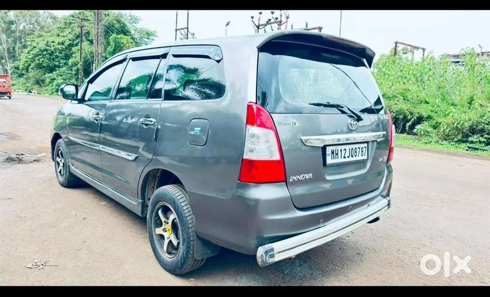 Toyota Innova Hycross 2013 Diesel