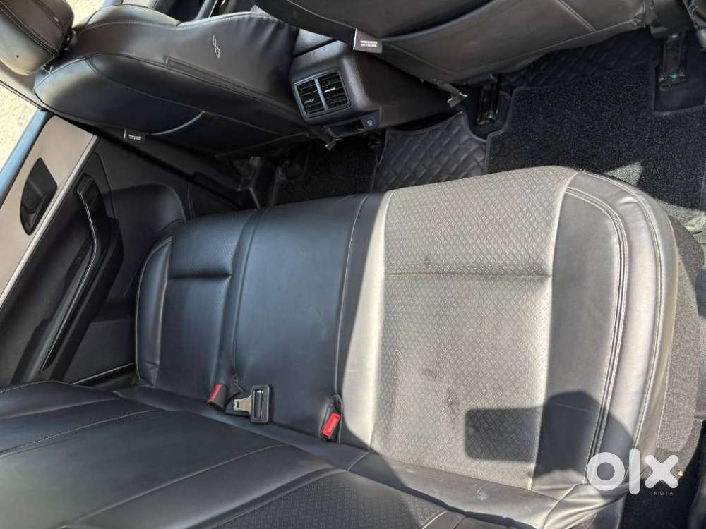Mahindra Xuv700 2.2 Ax 5 Diesel Mt Str, 2022, Diesel