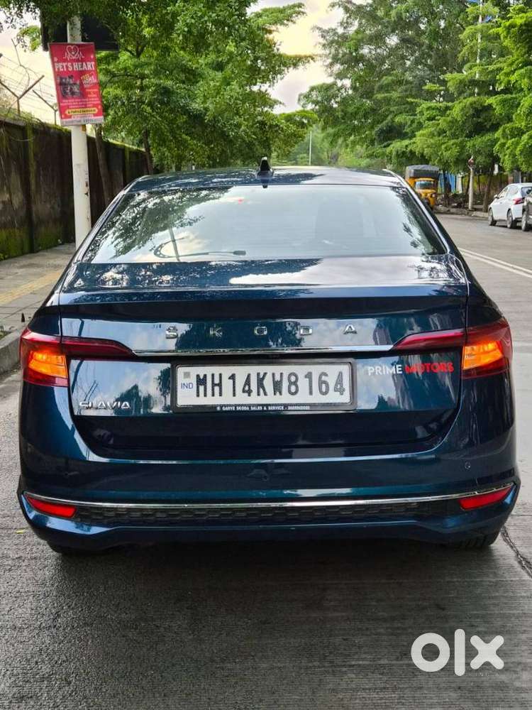 Skoda Slavia 1.0 Tsi Style At, 2023, Petrol