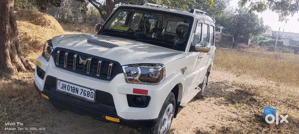 Mahindra Scorpio 2015 Diesel 180000 Km Driven
