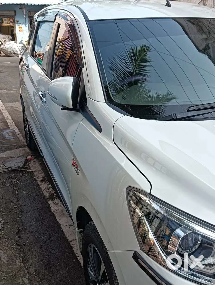 Maruti Suzuki Ertiga Zxi 2022 - Manual Petrol