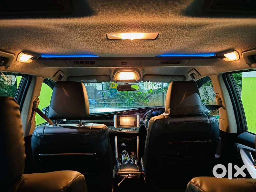 Toyota Innova Crysta 2016 Diesel Well Maintained
