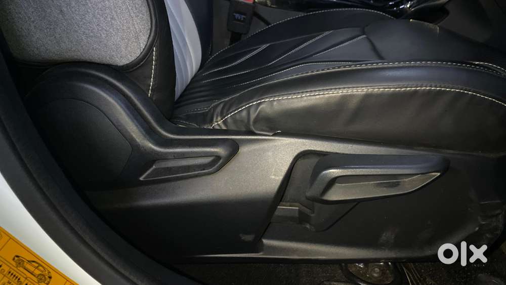 Tata Curvv Pure Plus 1.2 Revotron Petrol 7dca, 2025, Petrol
