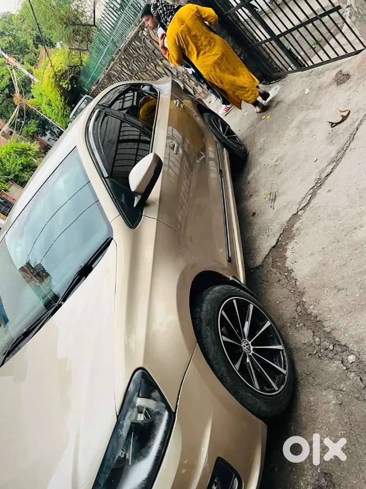 Volkswagen Vento 2016 1.5 Highline Plus At 2016