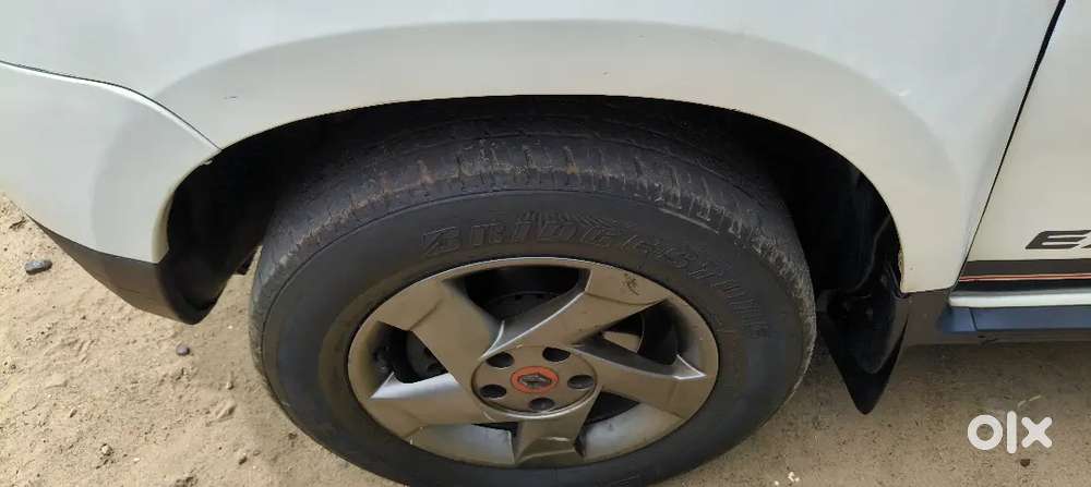 Renault Duster 2015 Diesel 89000 Km Driven 1st Owner Mileage 25+