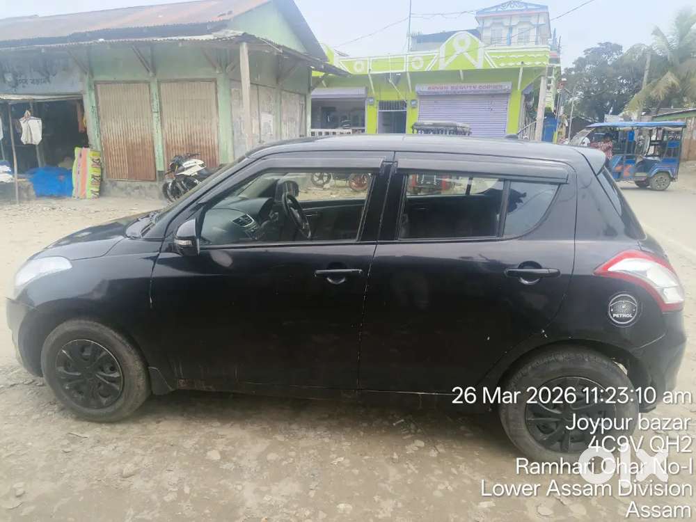 Maruti Suzuki Swift 2016 Petrol 148000 Km Driven