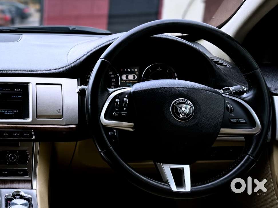 Jaguar Xf 2.2 Litre Luxury, 2015, Diesel