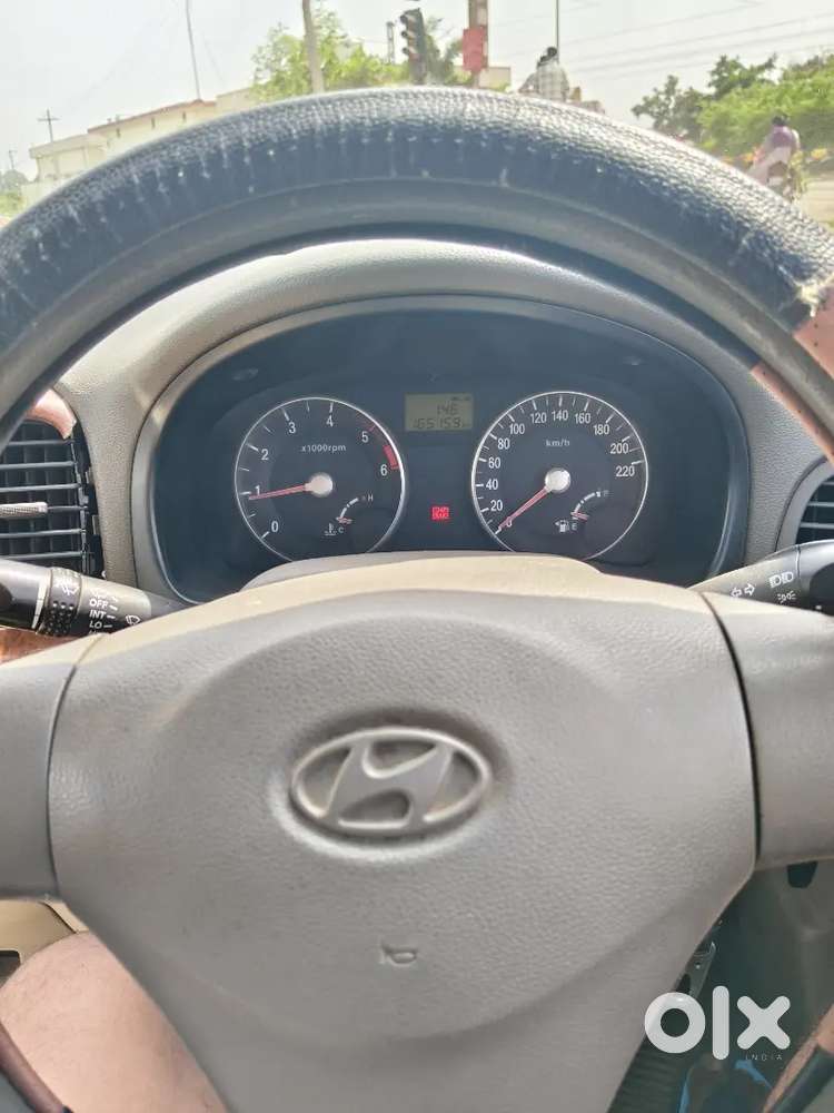 Hyundai Verna Crdi 2009