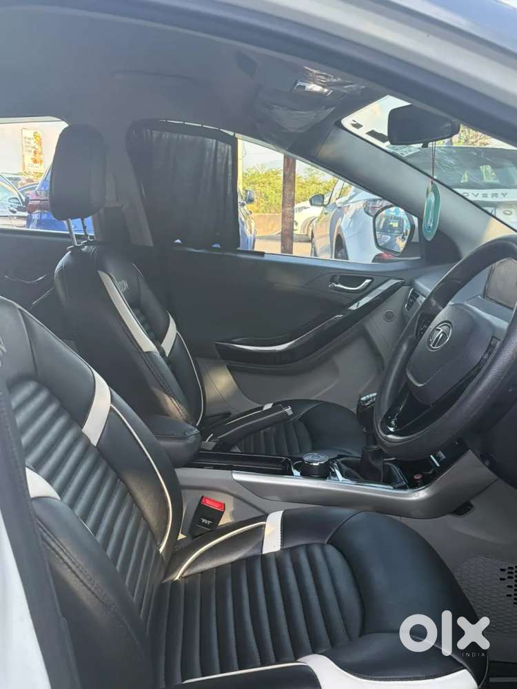 Tata Nexon 1.2 Revotron Xz Plus, 2020, Petrol