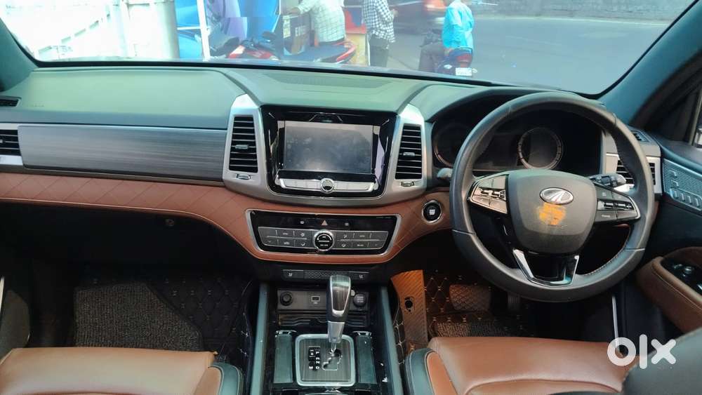 Mahindra Alturas G4 4x2 At, 2022, Diesel