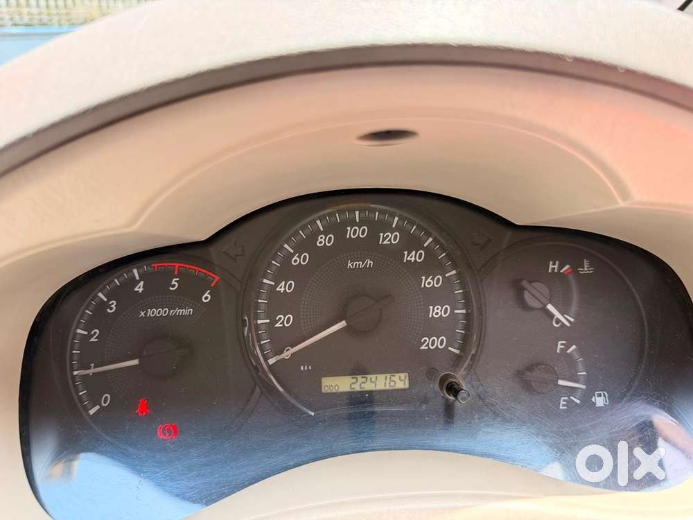Toyota Innova Diesel 2012