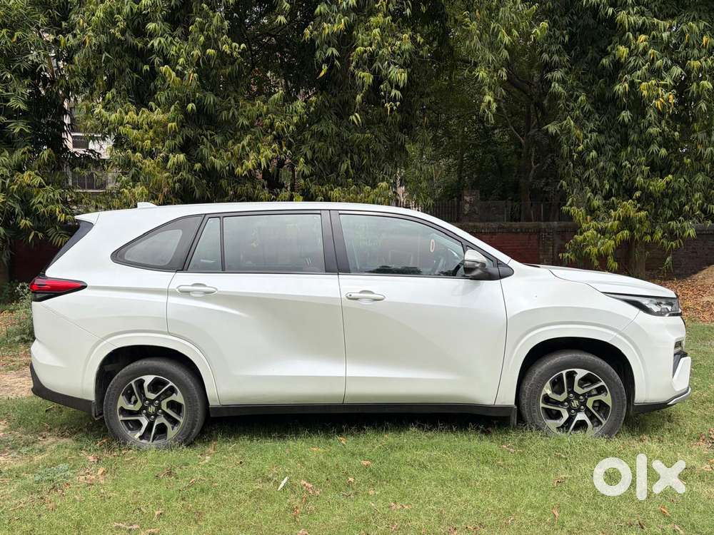 Maruti Suzuki Invicto Zeta Plus 7str, 2023, Petrol