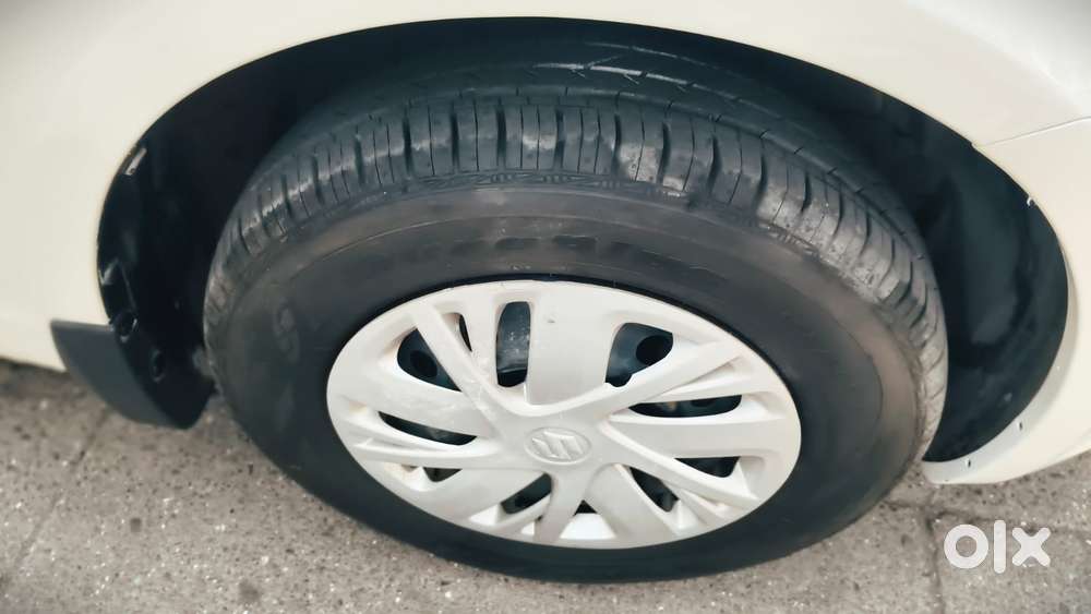 Maruti Suzuki Swift Vxi, 2012, Petrol