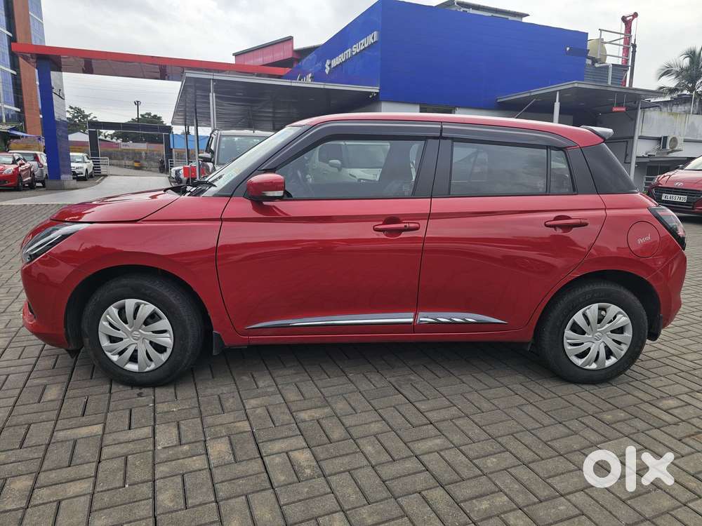 Maruti Suzuki Swift Vxi Ags, 2025, Petrol