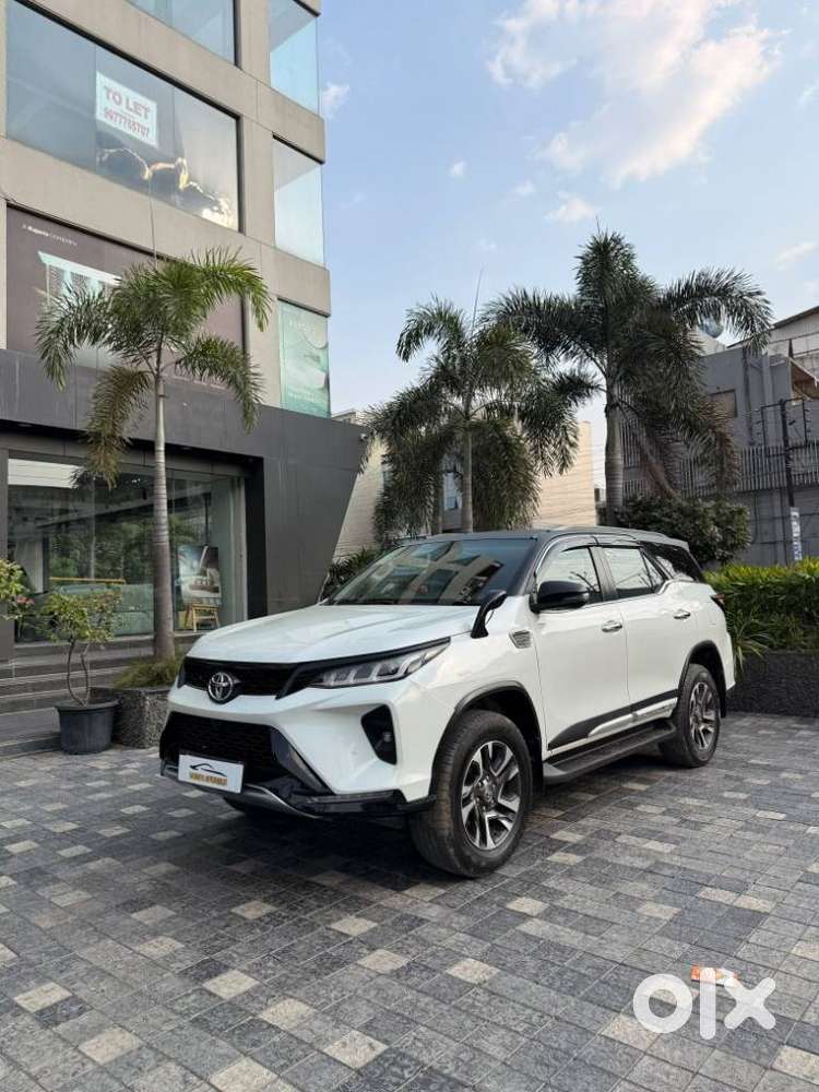 Toyota Fortuner Legender 4x4 At 2.8, 2022, Diesel