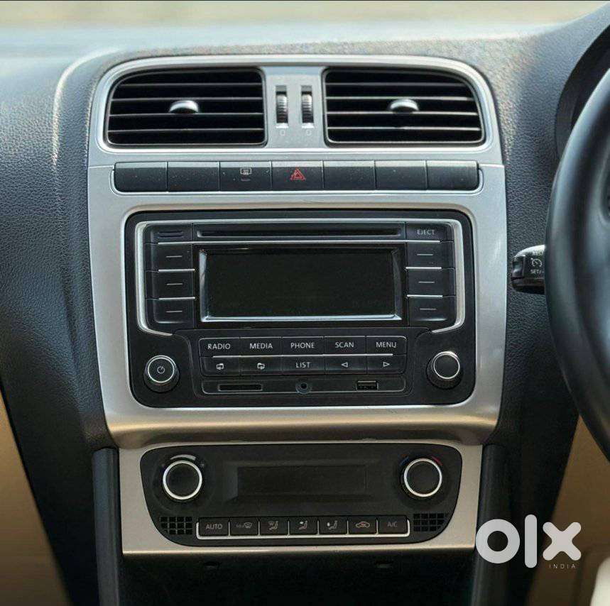 Volkswagen Polo 2009-2013 Petrol Highline 1.2l, 2015, Petrol