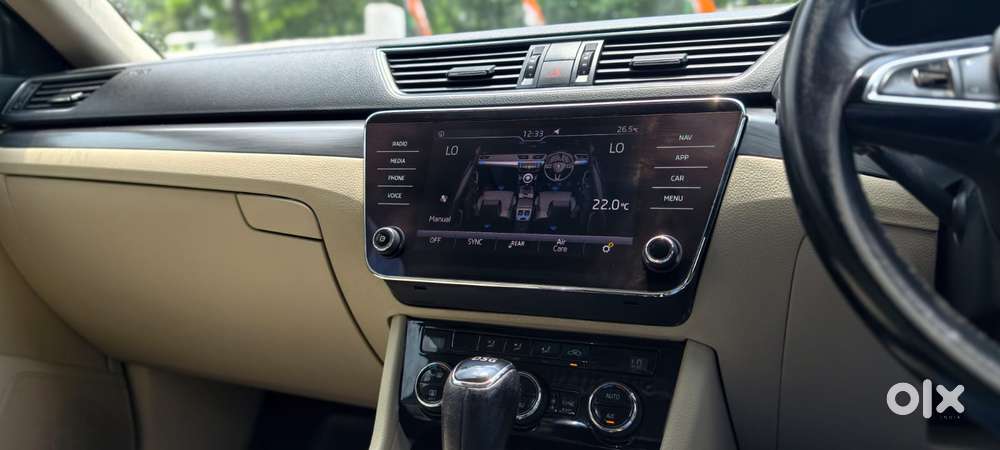 Skoda Superb Style 1.8, 2018, Petrol