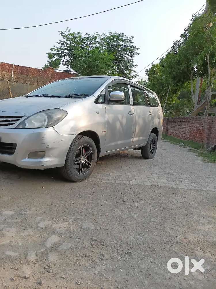 Toyota Innova 2009