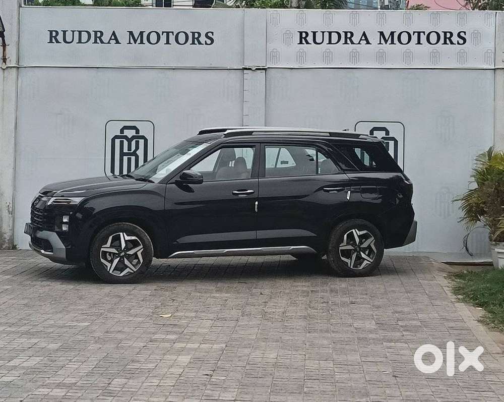 Hyundai Alcazar Prestige 7-seater, 2024, Petrol