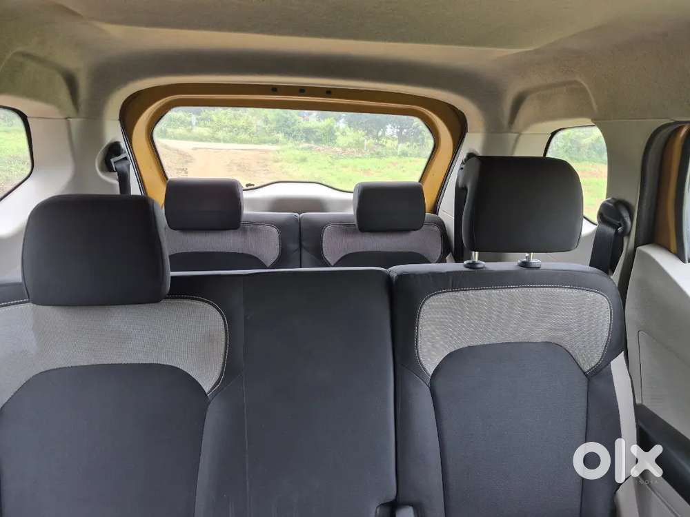 2020 Renault Triber Rxe