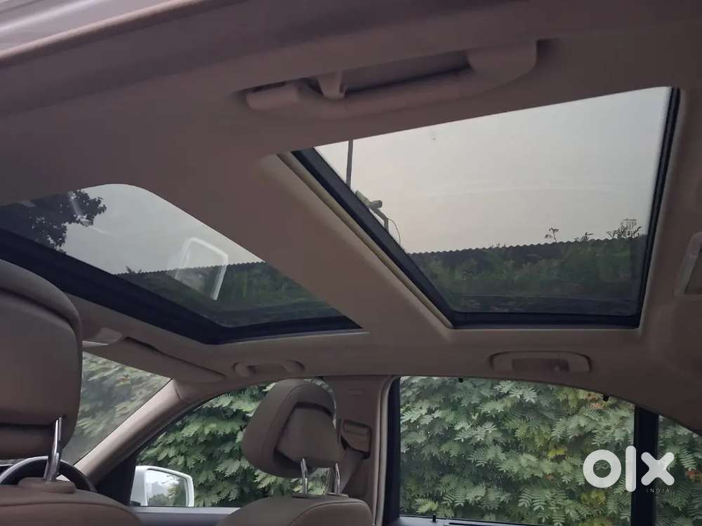 Mercedes-benz C Class 2013 Petrol 25111 Km Driven