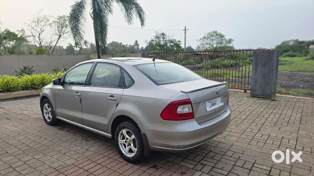 Skoda Rapid 1.5 Tdi Ambition With Alloy Wheel, 2012, Diesel