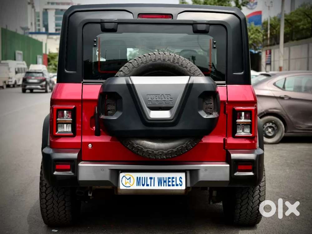Mahindra Thar Roxx, 2025, Petrol