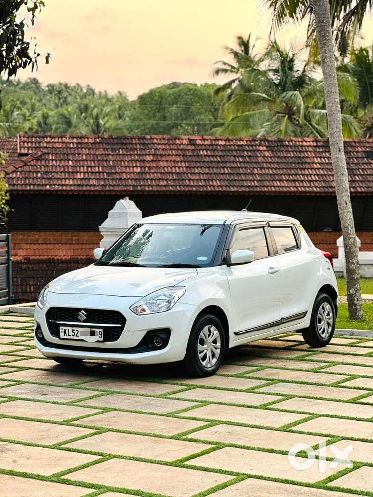Maruti Suzuki Swift Vxi 2021