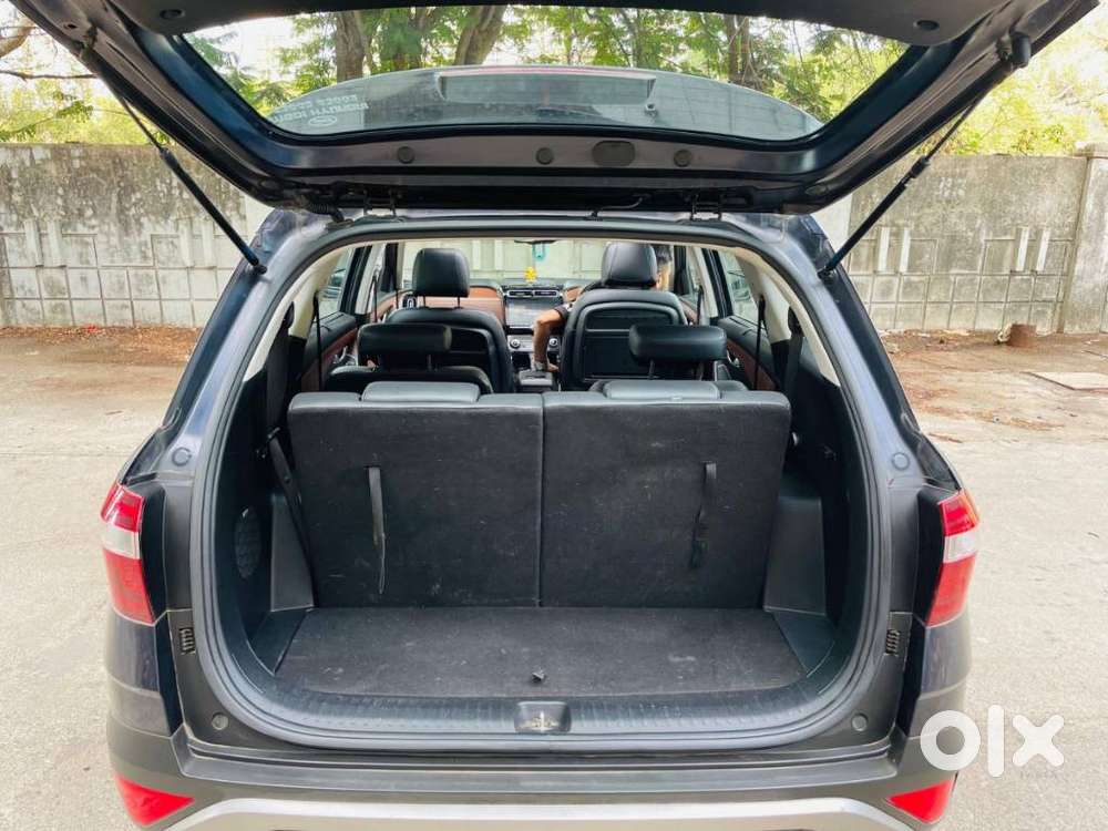 Hyundai Alcazar Signature (o) 6 Str 1.5 Petrol Dct, 2023, Petrol