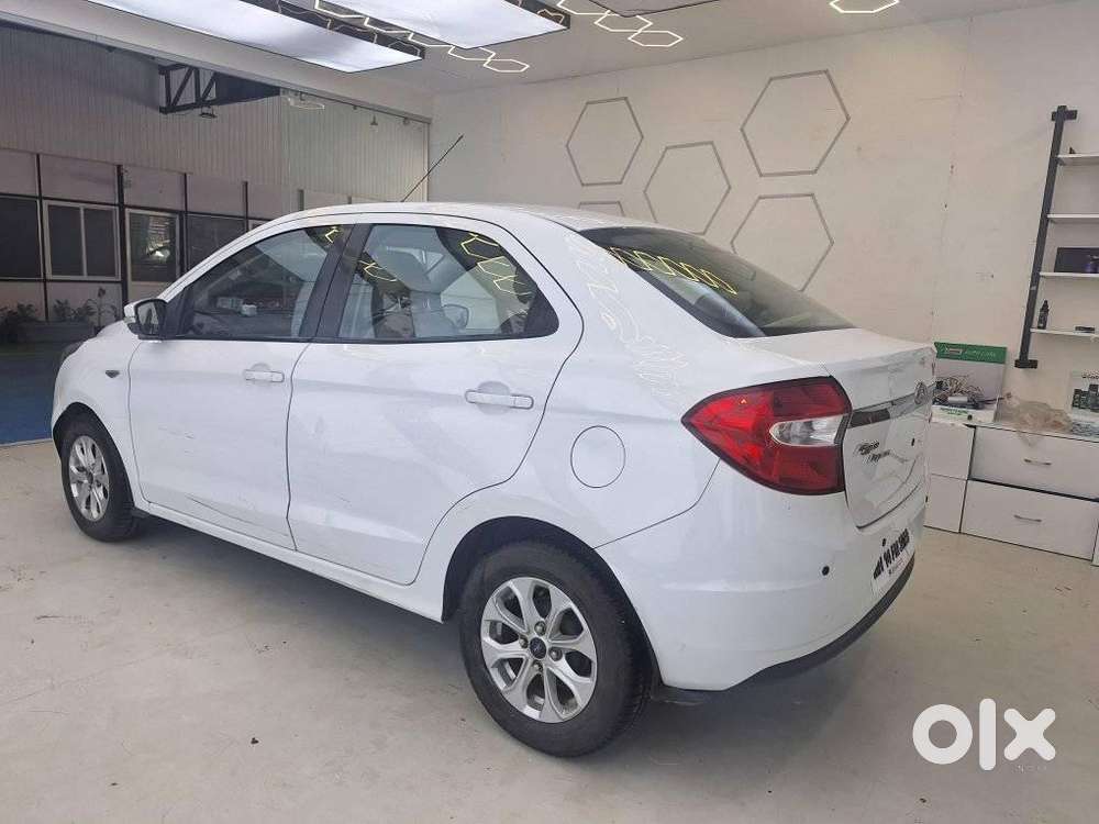 Ford Figo Aspire Titanium Automatic, 2016, Petrol