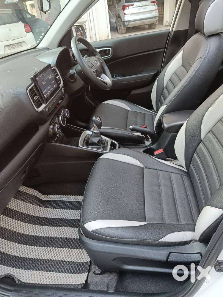 Hyundai Venue 1.0 Sx Turbo Imt, 2021, Petrol