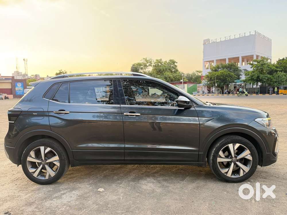 Volkswagen Taigun 1.0 Tsi Topline At, 2022, Petrol