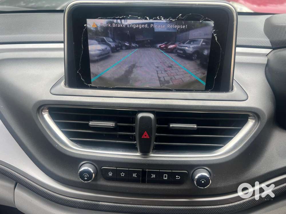 Tata Altroz Xz, 2020, Petrol